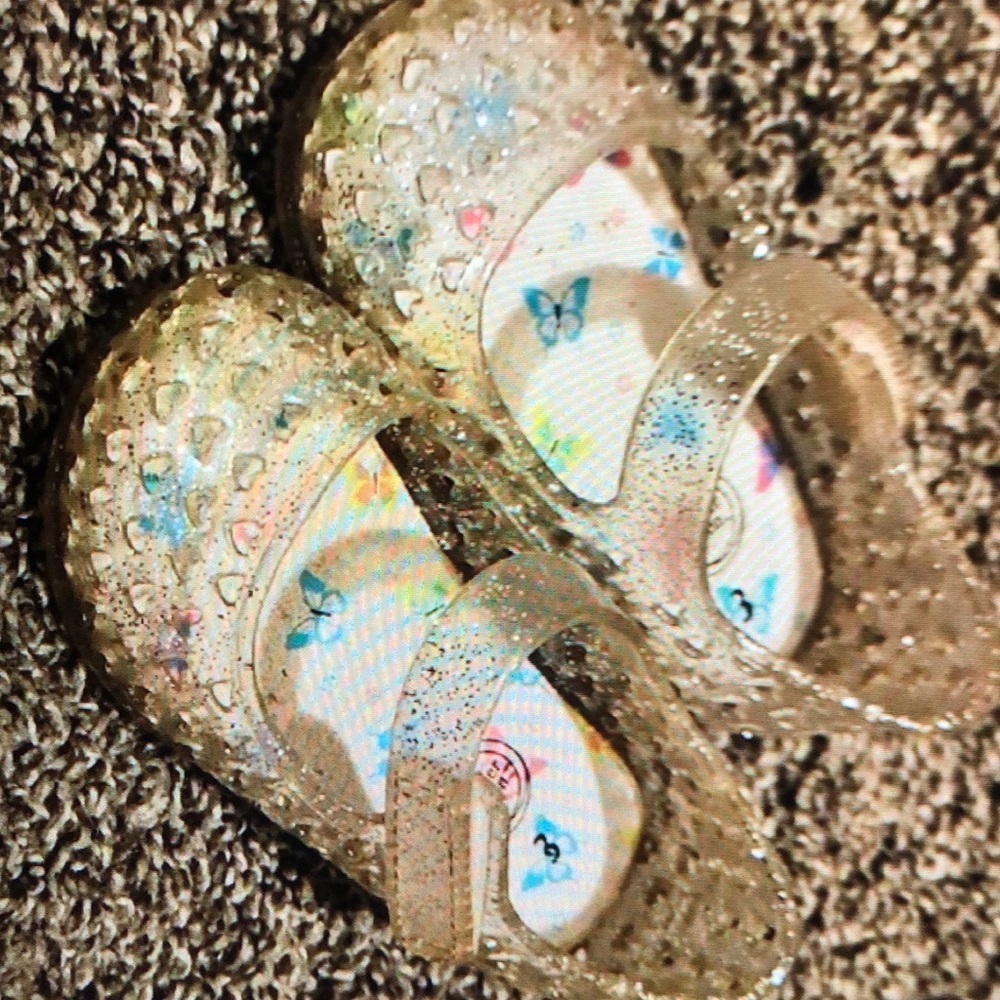 Wonder Nation Clear jelly shoes